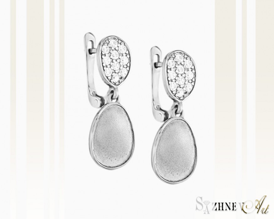 White Gold Cubic Zirconia Earrings, It. CH136-c093w