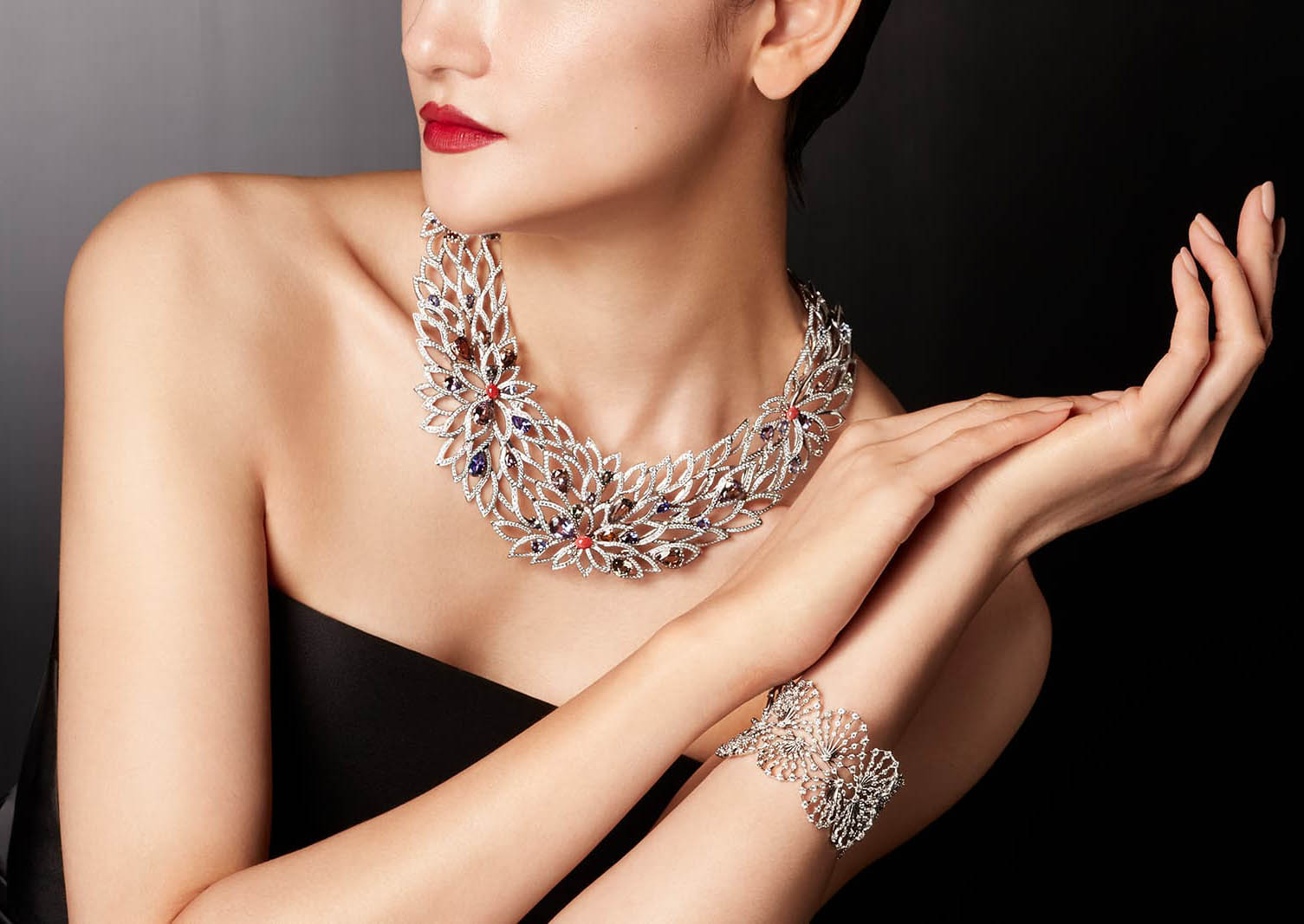 Ажурное колье Mikimoto коллекции The Japanese Sense of Beauty Ажурное колье Mikimoto коллекции The Japanese Sense of Beauty