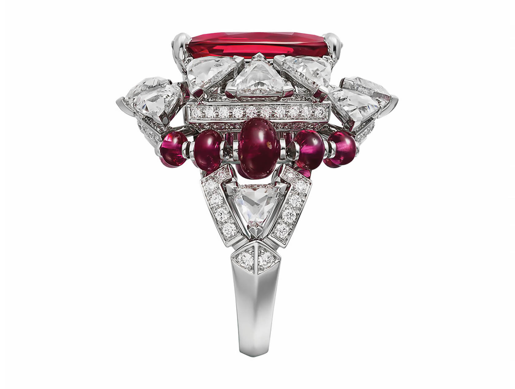 Кольцо Phaan от Cartier с рубином и белыми бриллиантами