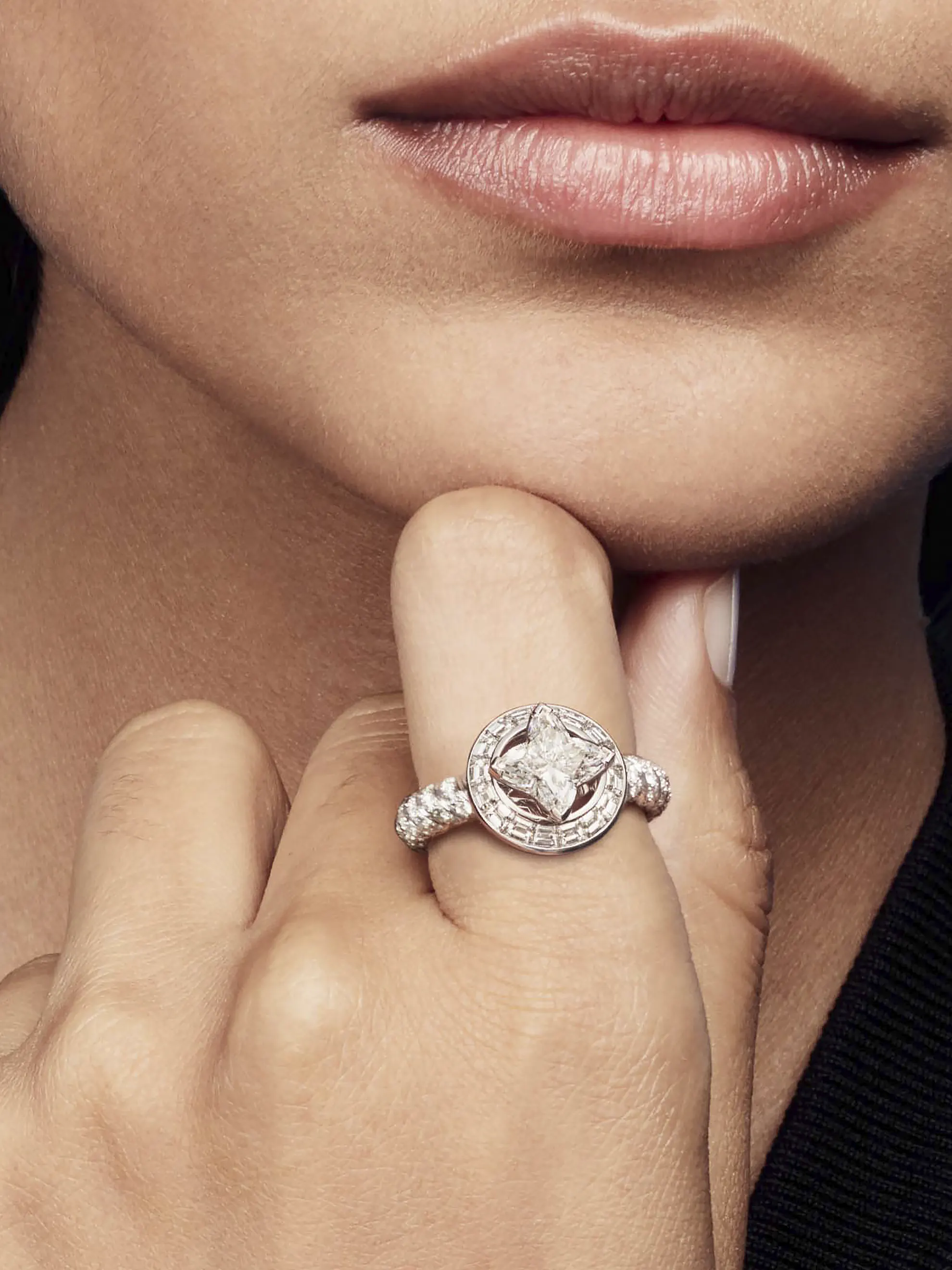 Кольцо L’Élan Vital Louis Vuitton с бриллиантами